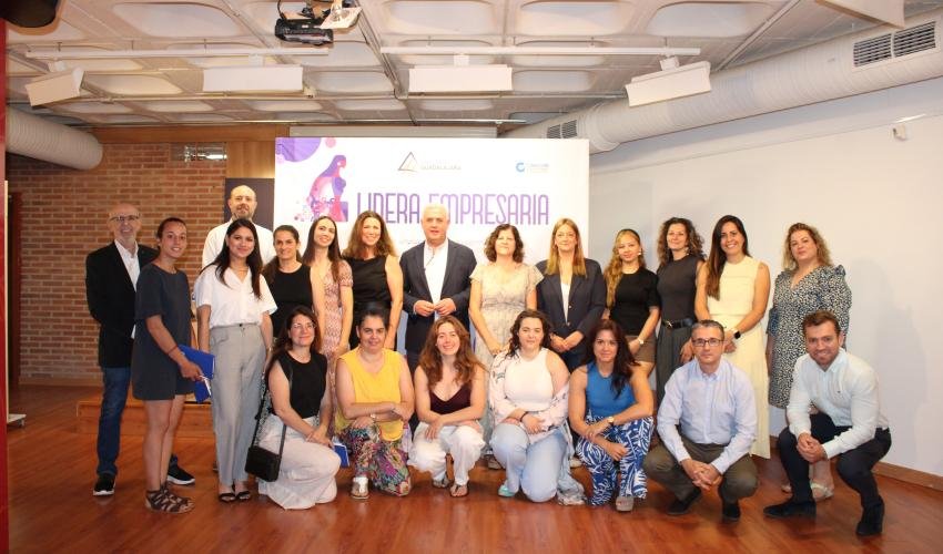 Acto de bienvenida del programa Lidera Empresaria